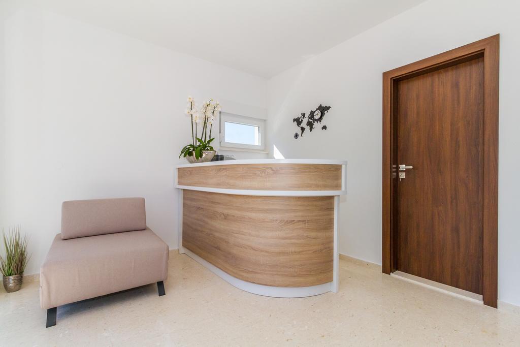 Villa Astoria Biograd Na Moru Exterior foto